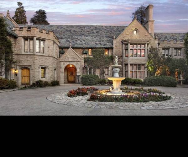 Playboy: The Mansion