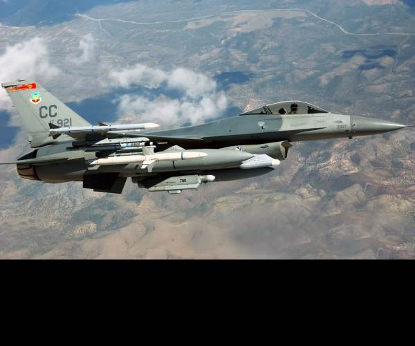 F-16 Air Fighter
