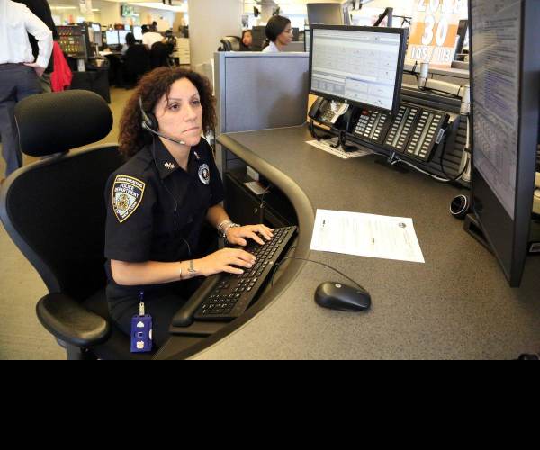 911 Operator