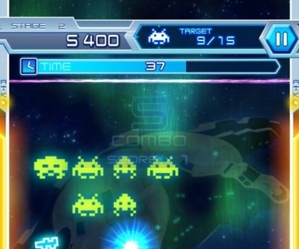 Arkanoid vs Space Invaders