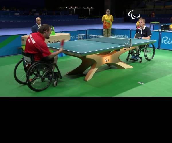 Table Tennis (X360)