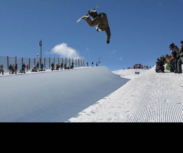 Shaun White Snowboarding srovnávací rec