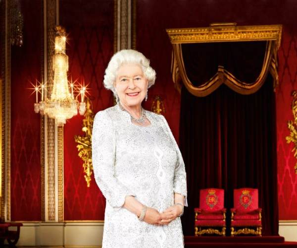 Reigns: Her Majesty