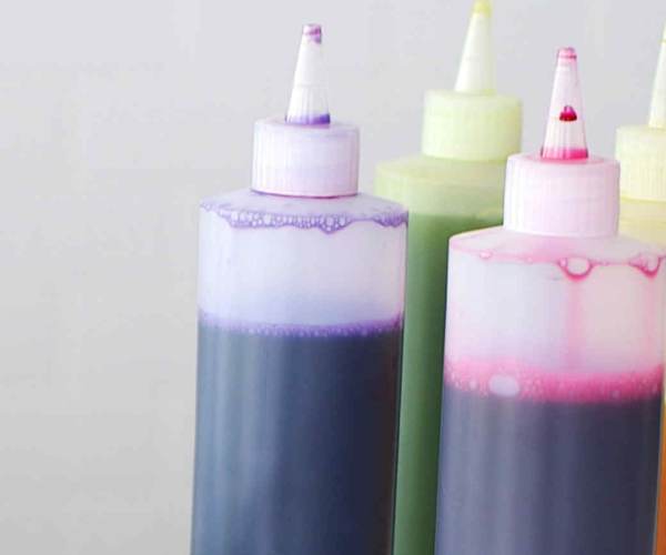 DYE