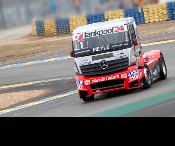 Mercedes-Benz Truck Racing