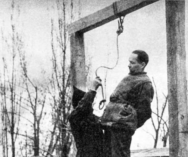 Soviet Spy - Umput Ubber Alles